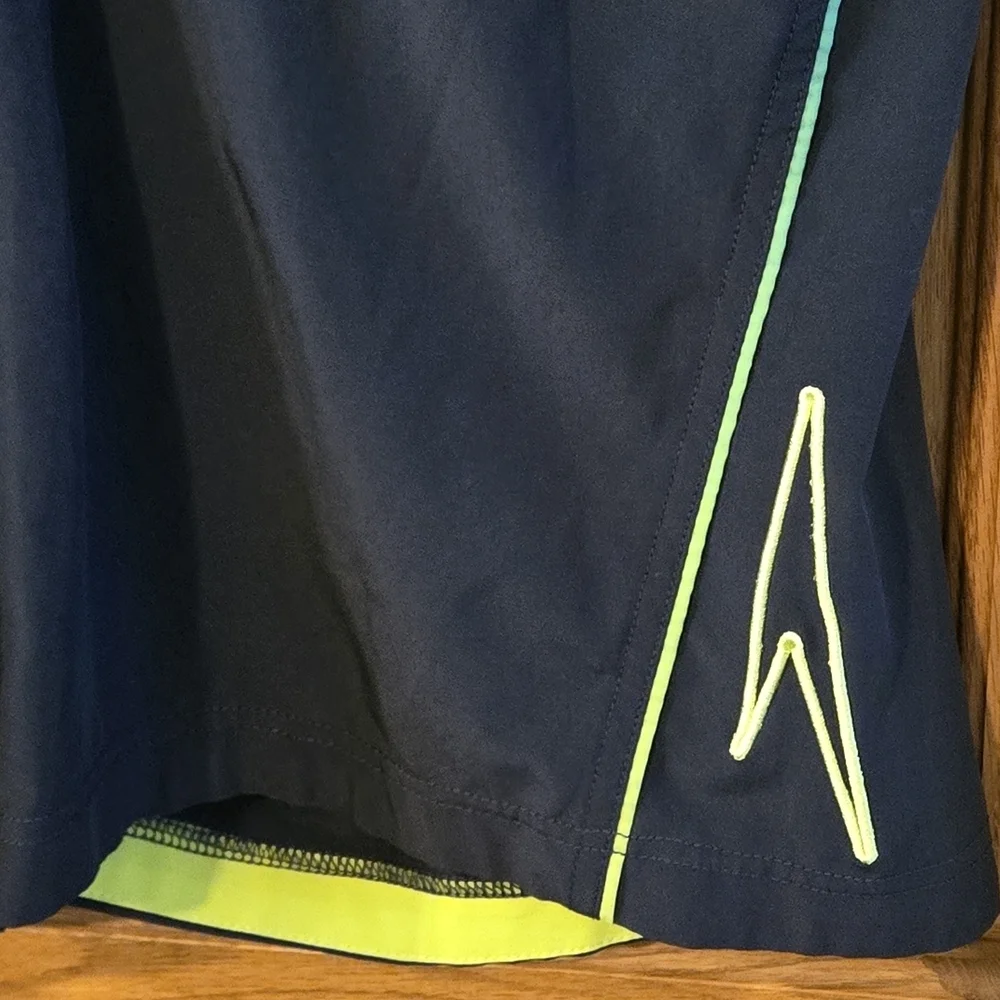 Speedo Men's M Blue Black Board Shorts Swim Trunks Colorful Neon Trim Drawstring